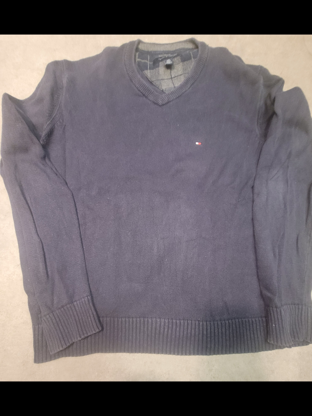Tommy Hilfiger Men's Navy V-Neck Sweater with Small Flag Logo